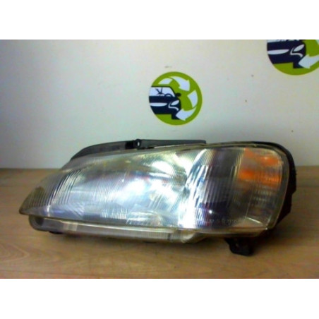 Optique avant principal gauche (feux)(phare) PEUGEOT 106 PHASE 2 d’occasion