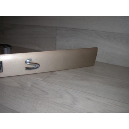 Eclairage de plaque KIA CARENS 2 d’occasion