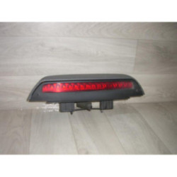Feu arriere stop central KIA CARENS 2 d’occasion