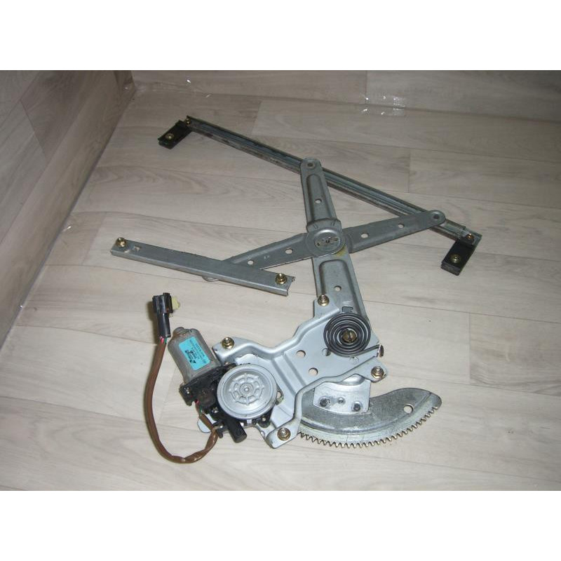 Leve vitre electrique avant droit KIA CARENS 2 d’occasion
