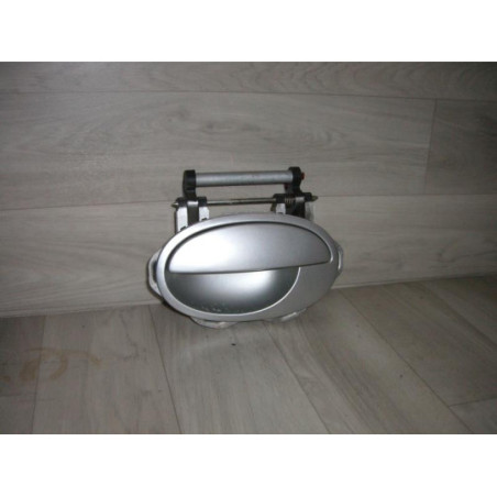 Poignee porte arriere gauche OPEL CORSA C PHASE 2 d’occasion