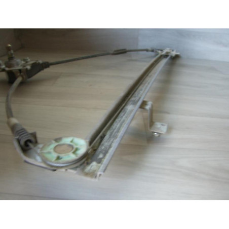 Leve vitre mecanique avant droit FIAT DUCATO 2 PHASE 1 d’occasion