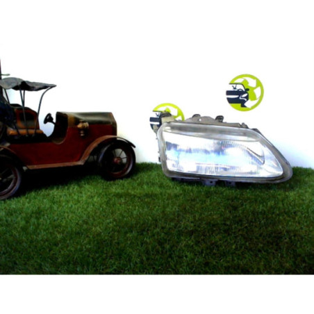 Optique avant principal droit (feux)(phare) RENAULT ESPACE 3 d’occasion