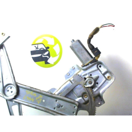 Leve vitre electrique avant droit TOYOTA YARIS 1 PHASE 2 d’occasion