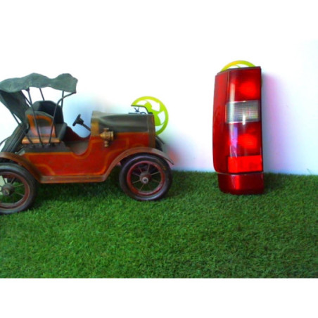 Feu arriere principal gauche (feux) VOLVO 850 PHASE 2 BREAK d’occasion