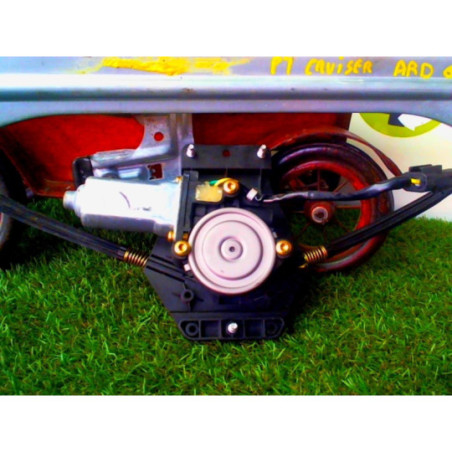 Leve vitre electrique arriere droit CHRYSLER PT CRUISER PHASE 1 BREAK d’occasion