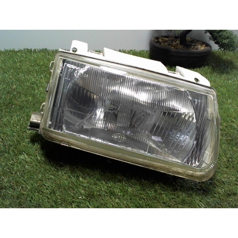 Optique avant principal droit (feux)(phare) VOLKSWAGEN  d’occasion