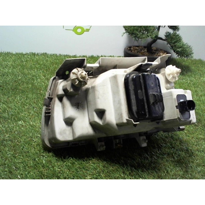 Optique avant principal droit (feux)(phare) VOLKSWAGEN  d’occasion