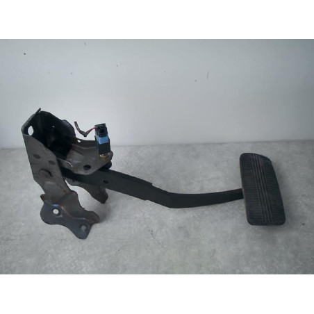 Pedalier de frein NISSAN TERRANO 2 PHASE 4 d’occasion