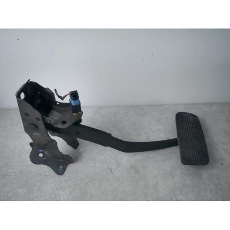 Pedalier de frein NISSAN TERRANO 2 PHASE 4 d’occasion
