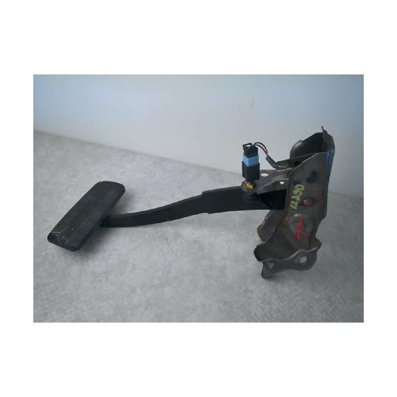 Pedalier de frein NISSAN TERRANO 2 PHASE 4 d’occasion