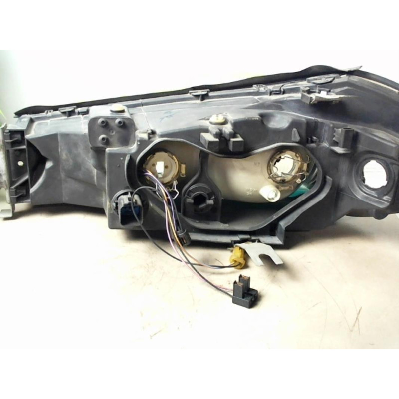 Optique avant principal droit (feux)(phare) FORD MONDEO 1 PHASE 2 BREAK d’occasion