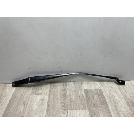 Bras essuie glace avant droit VOLKSWAGEN GOLF 6 d’occasion