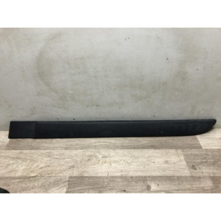 Baguette de porte arriere gauche  RENAULT MEGANE 2 PHASE 1 d’occasion