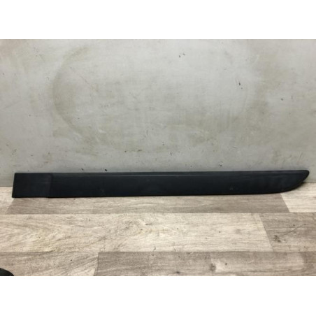 Baguette de porte arriere gauche  RENAULT MEGANE 2 PHASE 1 d’occasion
