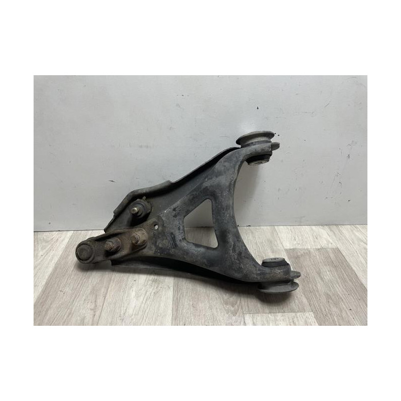Bras inferieur avant gauche RENAULT CLIO 2 PHASE 2 d’occasion