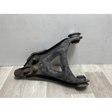 Bras inferieur avant gauche RENAULT CLIO 2 PHASE 2 d’occasion