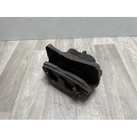 Etrier avant droit (freinage) SUBARU IMPREZA 2 d’occasion