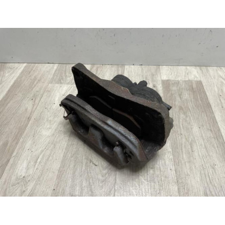 Etrier avant gauche (freinage) SUBARU IMPREZA 2 d’occasion