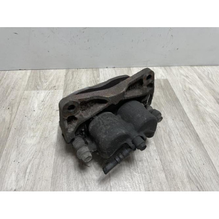 Etrier avant gauche (freinage) SUBARU IMPREZA 2 d’occasion