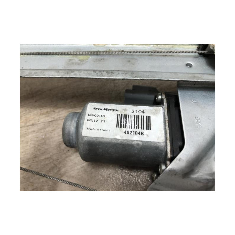 Leve vitre electrique avant droit PEUGEOT PARTNER 2 PHASE 1 d’occasion