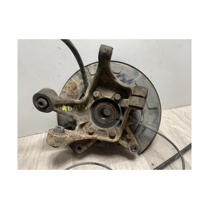 Fusee arriere droit SUBARU IMPREZA 2 d’occasion