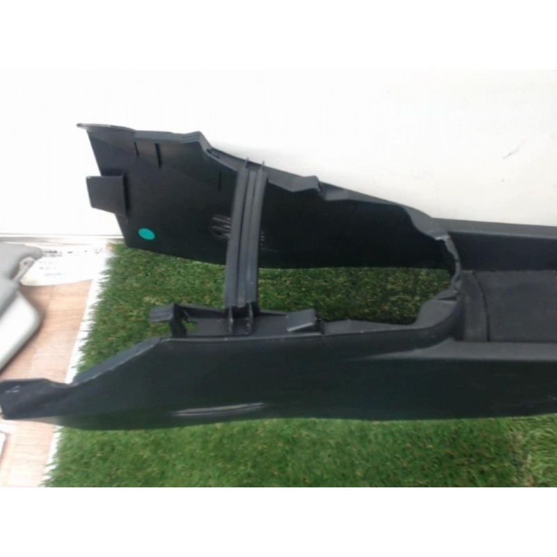Console central (interieur plastique) CITROEN C3 II PHASE 1 d’occasion