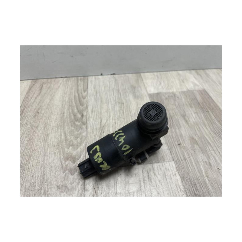 Pompe lave glace avant FORD FOCUS 3 PHASE 1 BREAK d’occasion