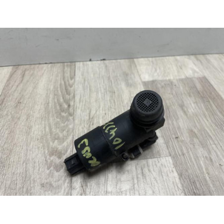 Pompe lave glace avant FORD FOCUS 3 PHASE 1 BREAK d’occasion