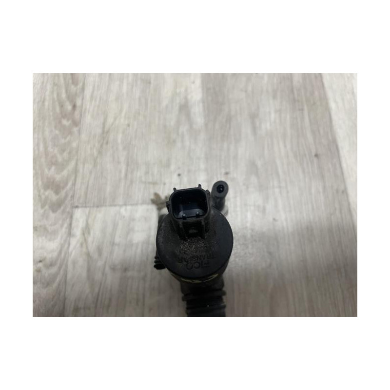 Pompe lave glace avant FORD FOCUS 3 PHASE 1 BREAK d’occasion