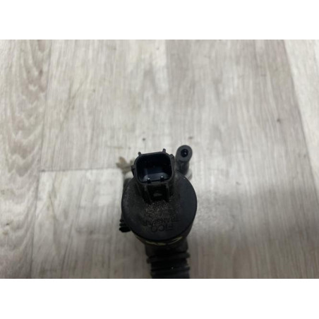 Pompe lave glace avant FORD FOCUS 3 PHASE 1 BREAK d’occasion