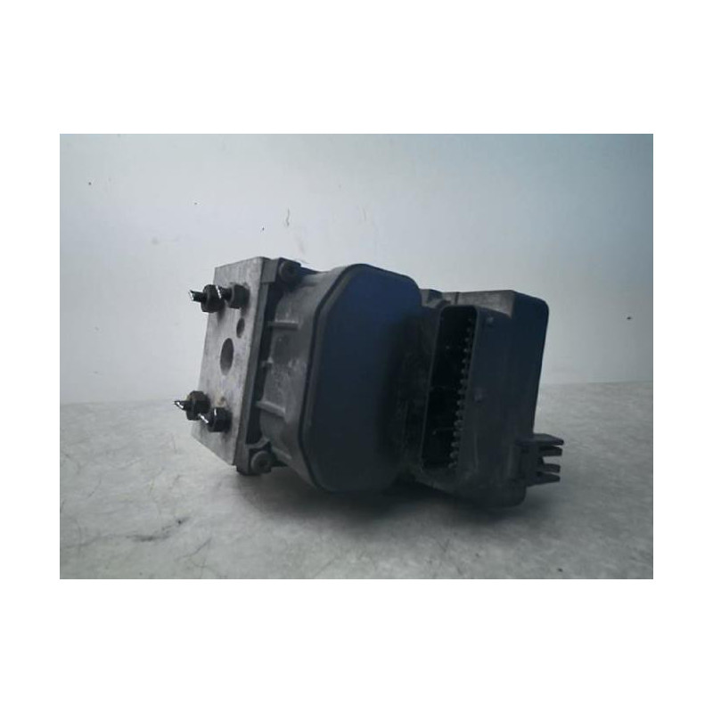 Bloc ABS (freins anti-blocage) NISSAN TERRANO 2 PHASE 4 d’occasion
