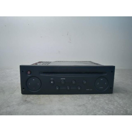 Autoradio d'origine RENAULT CLIO 2 PHASE 2 d’occasion