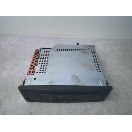 Autoradio d'origine RENAULT CLIO 2 PHASE 2 d’occasion