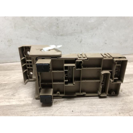Porte fusible SUBARU IMPREZA 2 d’occasion