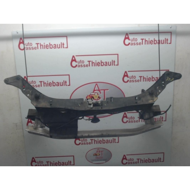 Armature avant, Masque avant RENAULT CLIO III PHASE 1 d’occasion