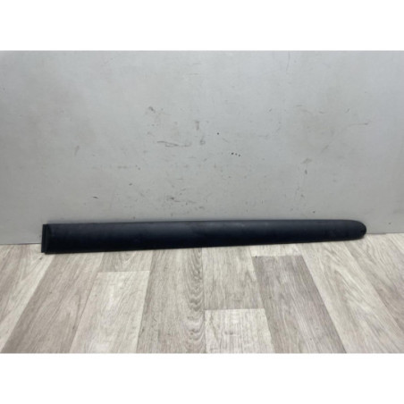Baguette de porte arriere gauche  PEUGEOT 206 PHASE 2 d’occasion