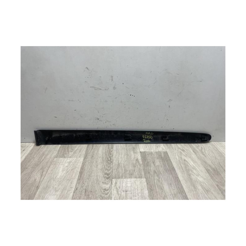 Baguette de porte arriere gauche  PEUGEOT 206 PHASE 2 d’occasion