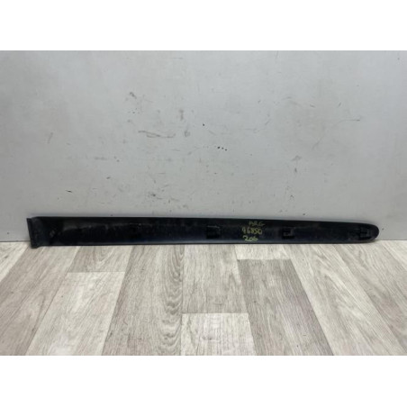 Baguette de porte arriere gauche  PEUGEOT 206 PHASE 2 d’occasion