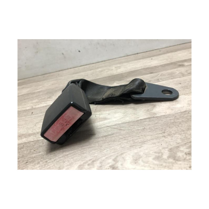 Attache ceinture arriere centrale CITROEN JUMPY 1 PHASE 1 d’occasion
