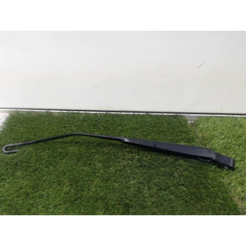 Bras essuie glace avant gauche CITROEN C2 PHASE 2 d’occasion