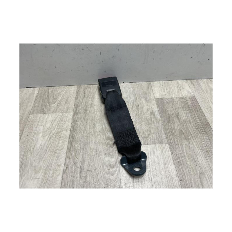 Attache ceinture arriere centrale PEUGEOT 206 PHASE 2 d’occasion