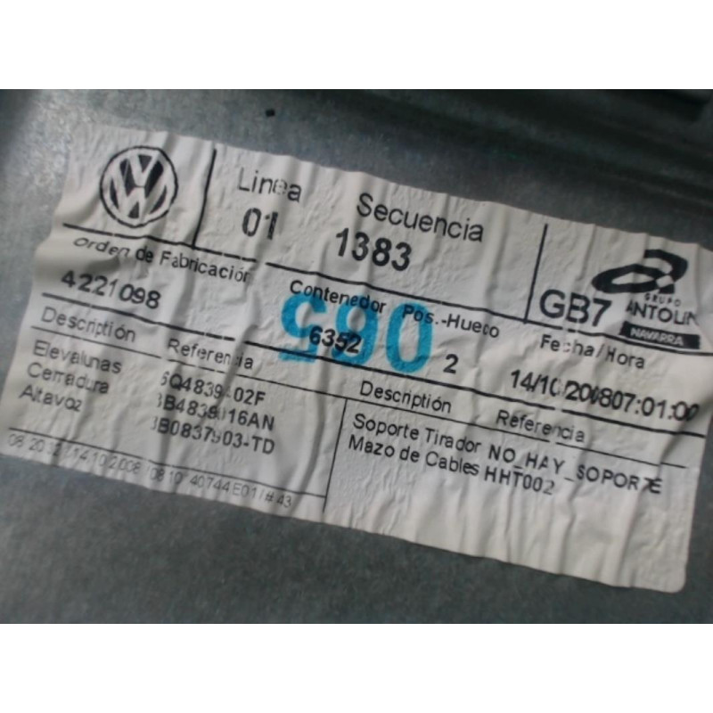 Leve vitre mecanique arriere droit VOLKSWAGEN POLO IV (9N3) PHASE 2 d’occasion