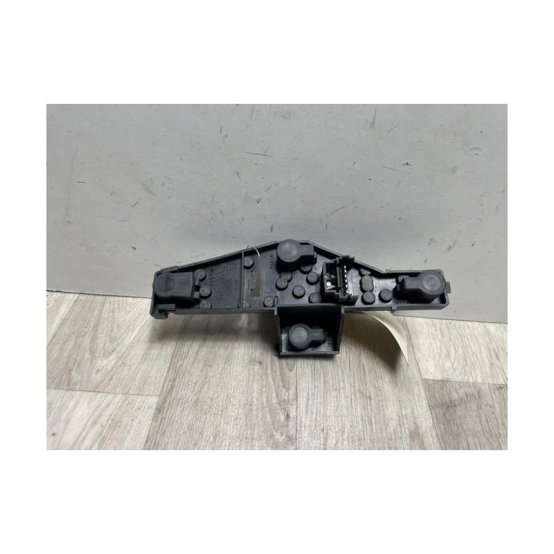 Platine feu arriere gauche RENAULT LAGUNA 2 PHASE 2 BREAK d’occasion