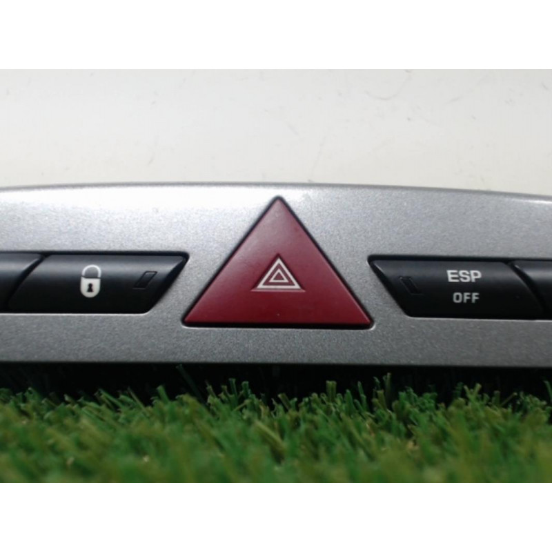 Bouton de warning PEUGEOT 308 PHASE 2 d’occasion