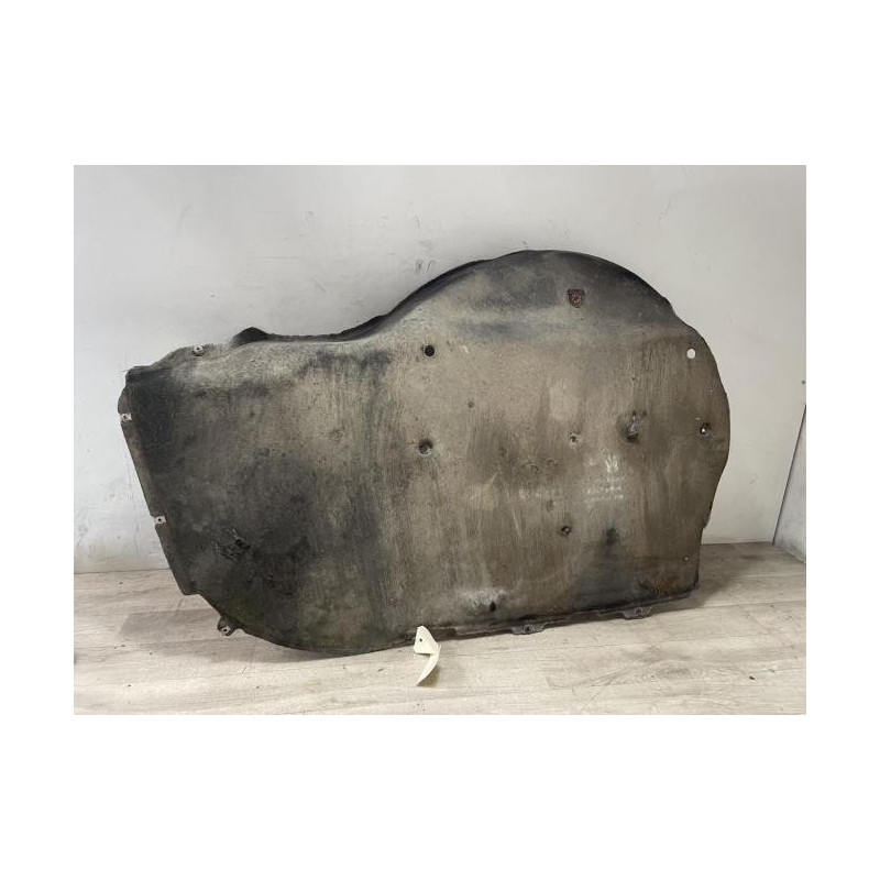 Panier roue de secours VOLKSWAGEN PASSAT 7 PHASE 1 BREAK d’occasion