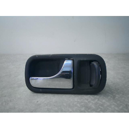 Poignee interieur avant droit NISSAN TERRANO 2 PHASE 4 d’occasion