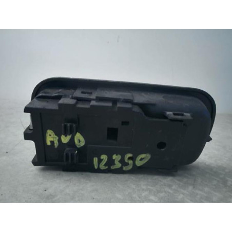 Poignee interieur avant droit NISSAN TERRANO 2 PHASE 4 d’occasion