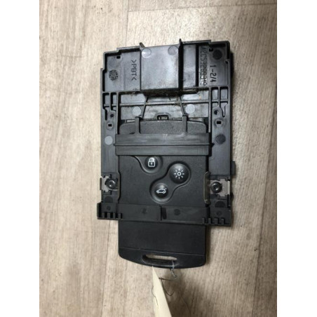 Lecteur de carte (neiman) RENAULT SCENIC 3 PHASE 1 d’occasion