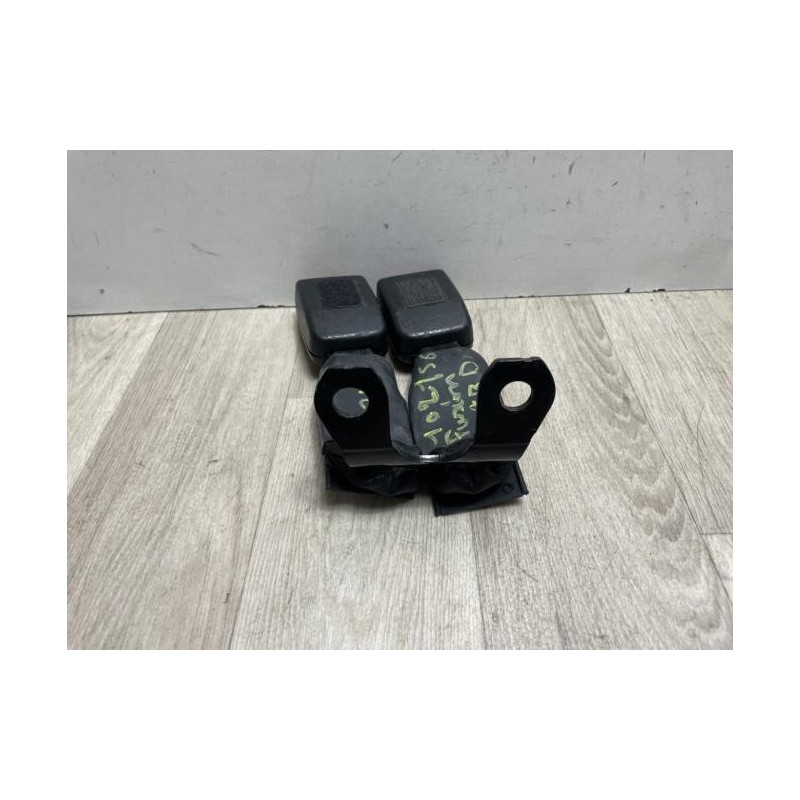 Attache ceinture arriere droit FORD FUSION PHASE 2 d’occasion